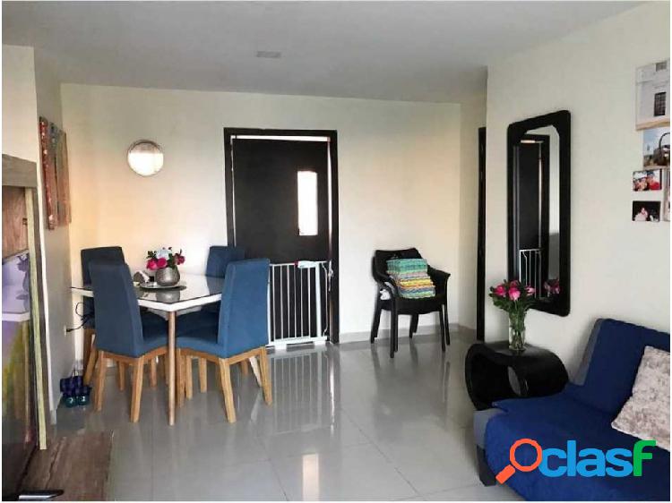 SE VENDE APARTAMENTO EN BELLAVISTA