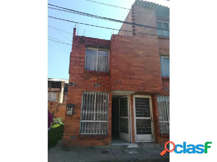 SE VENDE CASA EN PRADERAS DE MOSQUERA
