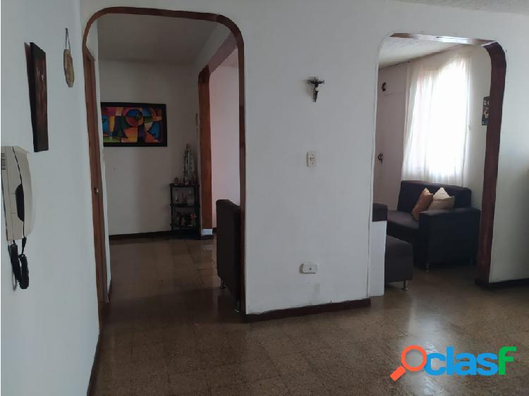 VENTA APARTAMENTO PRIMERO DE MAYO-SUR