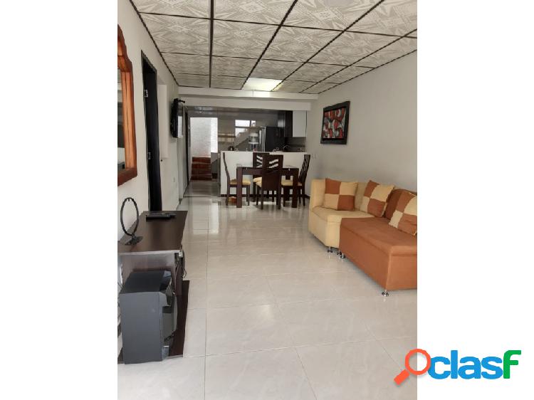 VENTA HERMOSA CASA CERCA A CIUDAD DORADA