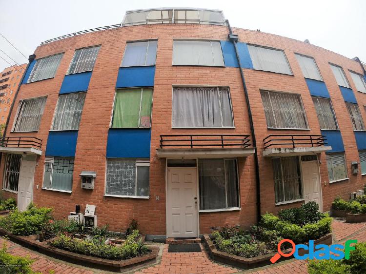 venta Casa en Castilla(Bogota) SG CO: 21-612