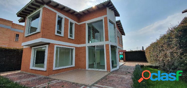 venta Casa en La Estacion(Cajica) SG CO: 21-574