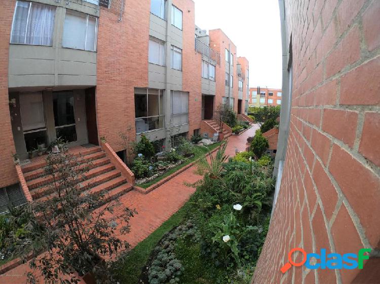 venta Casa en Pradera Norte(Bogota) SG CO: 21-569