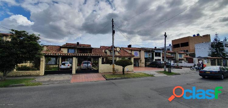 venta de Casa en Colina Campestre(Bogota) FR CO: 20-969