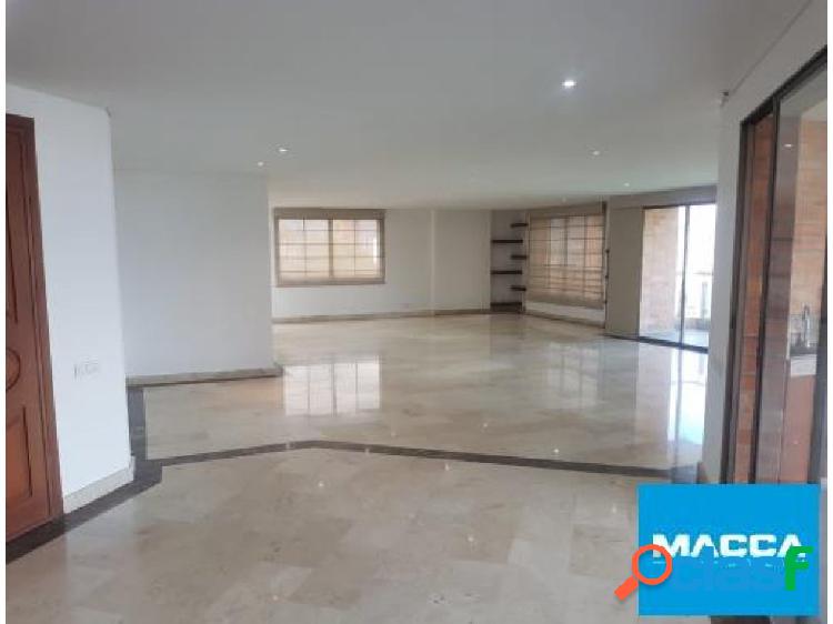 Apartamento en Venta, Barrio el Campestre, Poblado, Medellin