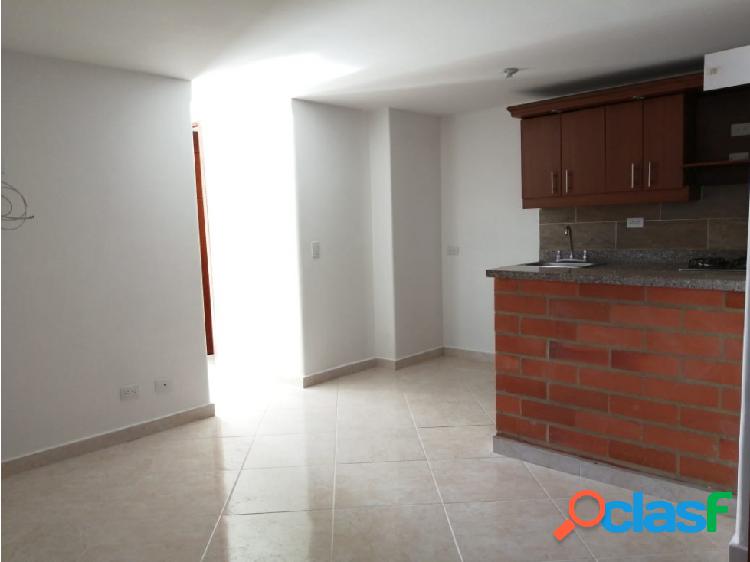 Arriendo Laureles apto 2 alcobas con parqueadero