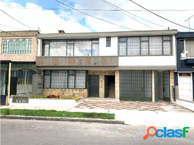 CASA EN VENTA, NORMANDIA