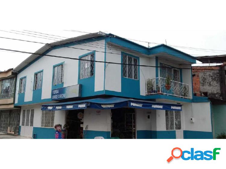 Casa esquinera y autoservicio en villavicencio