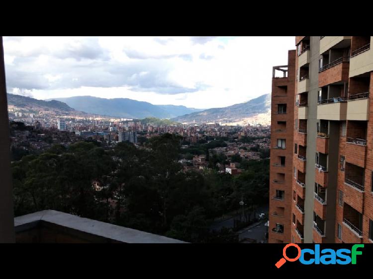 VENTA APARTAMENTO LOMA DE LOS BERNAL, MEDELLÍN