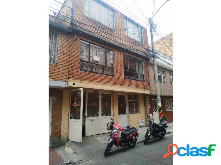 CASA EN VENTA EN KENNEDDY CERCA A BOMBEROS