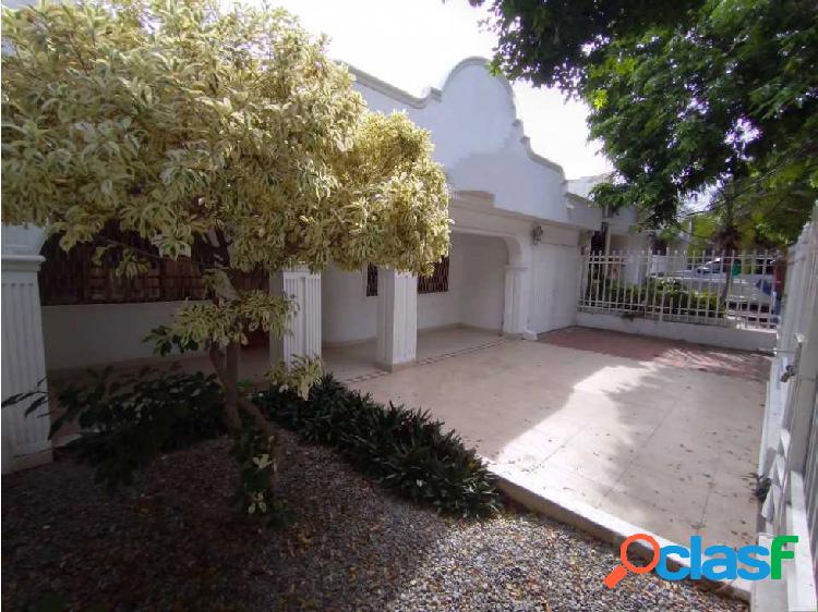 Casa de 1 piso ideal para Negocio cerca del Hospital Santa