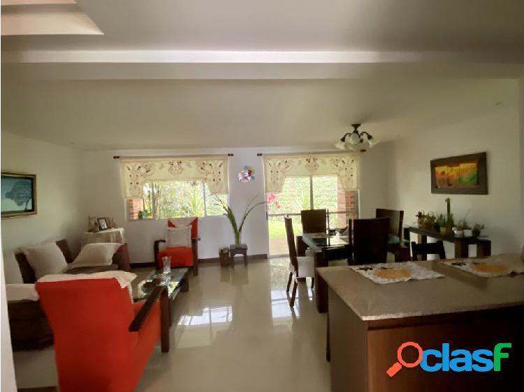 Casa en venta en La Intermedia Envigado