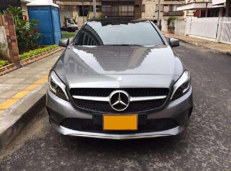 Mercedez-Benz A200 paquete AMG en perfecto estado, única