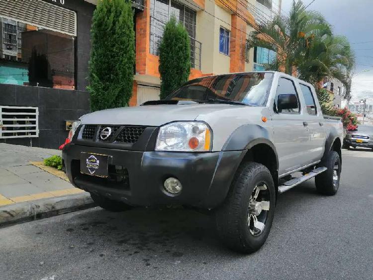 NISSAN FRONTIER D22 NP300 2.500 C.C A.A MECANICO 4X4 MODELO