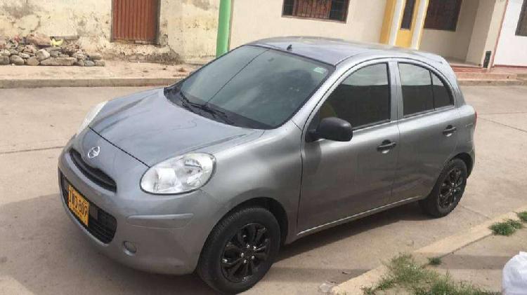 Nissan March 1.6 MT