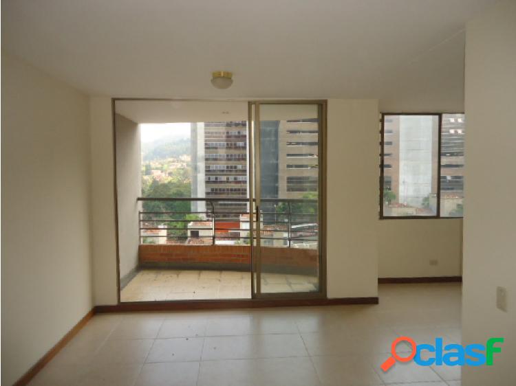 SE ARRIENDA APARTAMENTO EN MEDELLIN, COLA DEL ZORRO