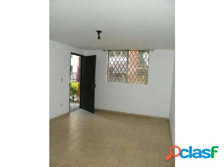 SE VENDE APARTAMENTO EN ALCAZARES