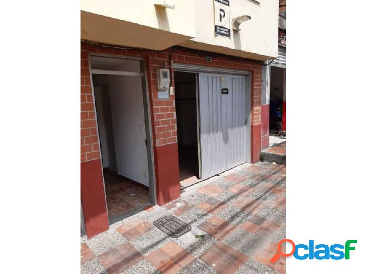 SE VENDE CASA PRIMER PISO CON GARAJE EN BELEN SAN BERNARDO