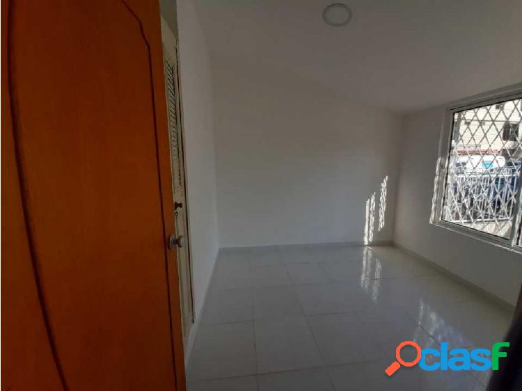 SEE VENDE CASA BARRIO NAPOLES SUR DE CALI