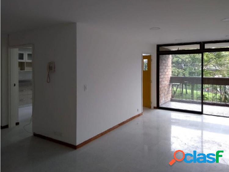 Se Arrienda Apartamento remodelado en Suramericana, Laureles