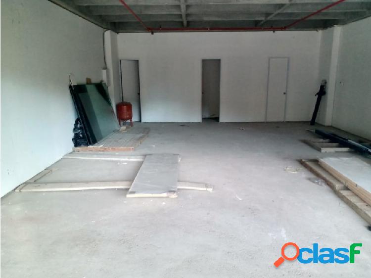 Se Arrienda local Comercial en Sabaneta