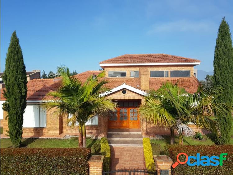 VENDO CASA EN SAN SIMON GUAYMARAL