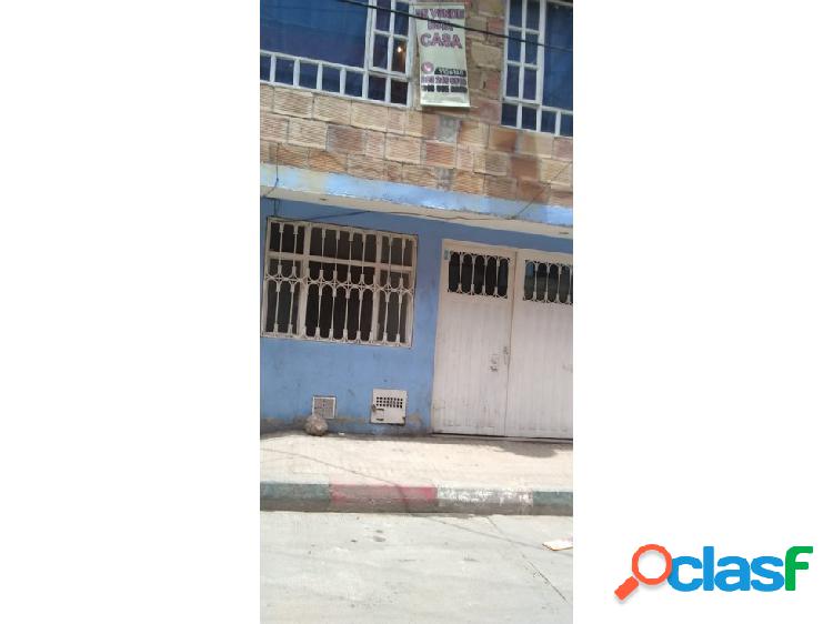 VENTA CASA PATIO BONITO