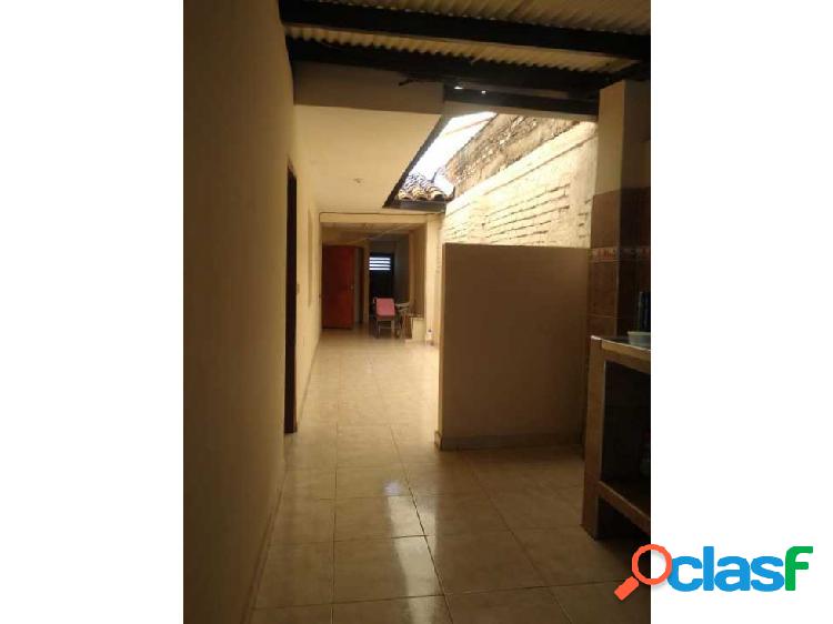 Venta casa lote barrio cristobal colon Cali