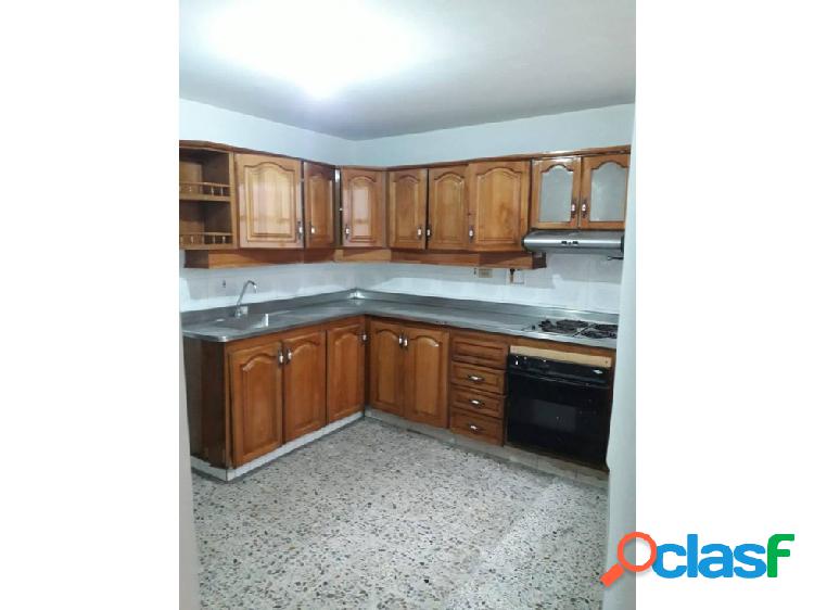 casa en arriendo en calasanz medellin