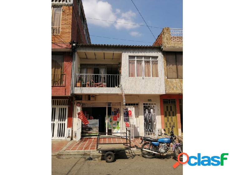 venta de casa en el B/ Popular