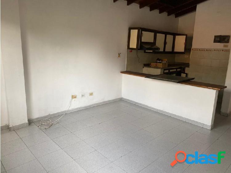 ARRIENDO APARTAMENTO SANTA LUCIA