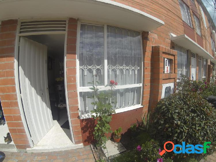 Casa en Las Margaritas(Bogota) RAH CO: 21-114