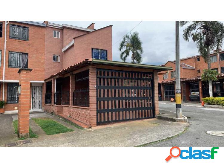 Casa para la venta sector Ditaires (Itagüí)