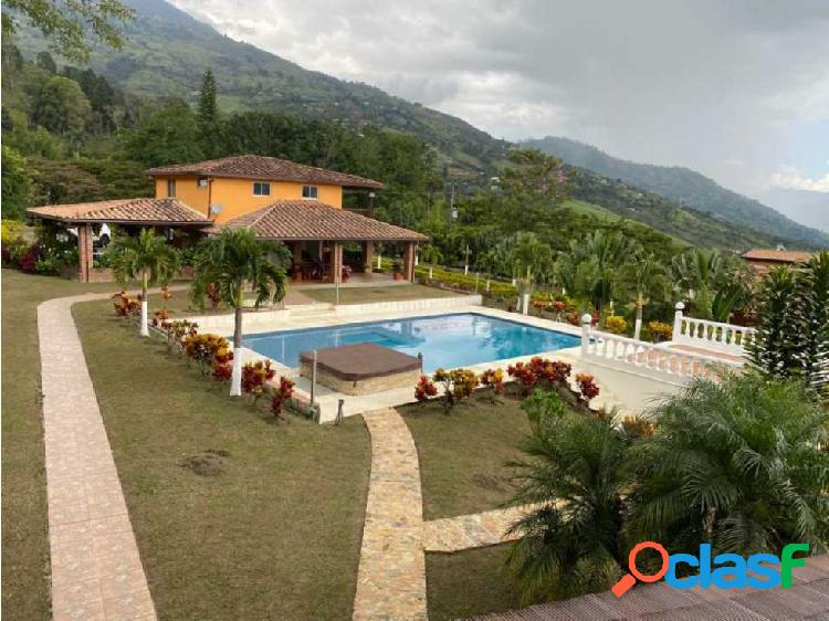 HERMOSA FINCA EN COPACABANA DE 15.MIL MTS VEREDA EL ZARZAL.