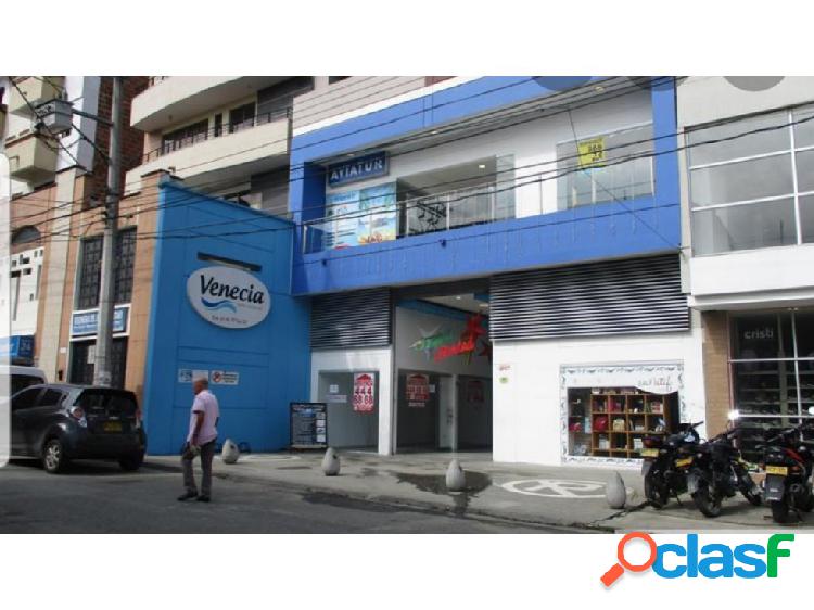 Local en venta en la estrella. Centro comercial Venecia