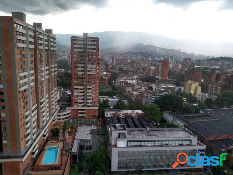 SE VENDE APARTAMENTO EN LOS COLORES