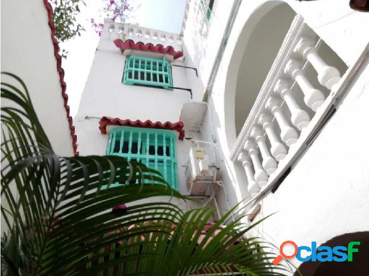 SE VENDE CASA EN EL HISTORICO BARRIO GETSEMANÍ - CARTAGENA