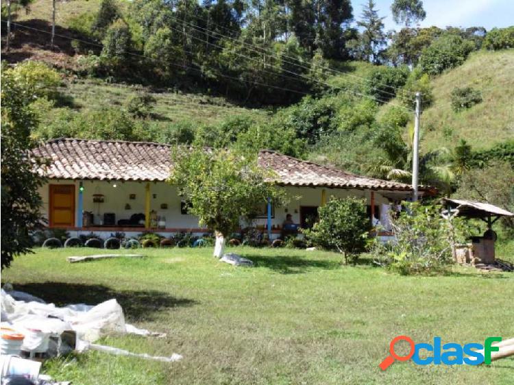 VENDO FINCA MULTIPROPÓSITO EN LA CEJA ANTIOQUIA