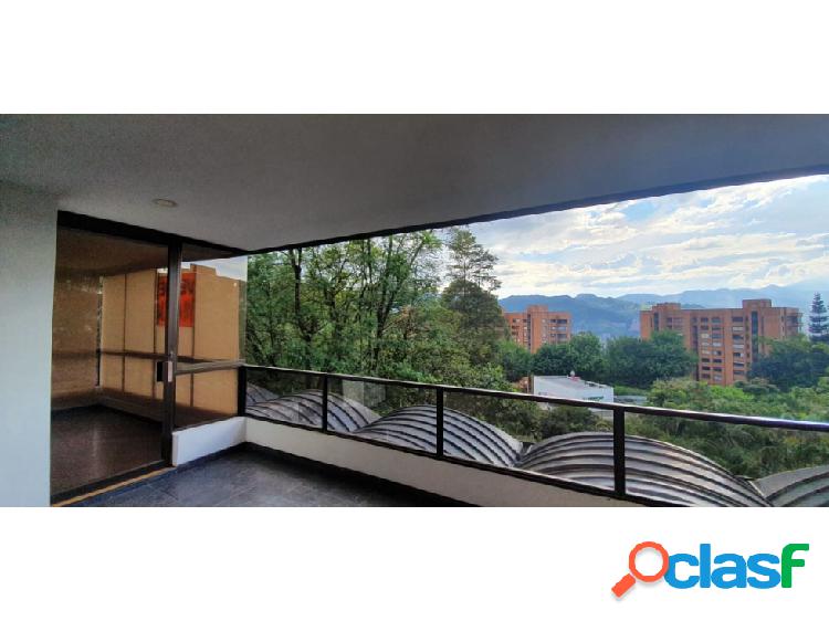 VENTA APARTAMENTO AMPLIO EN EL POBLADO