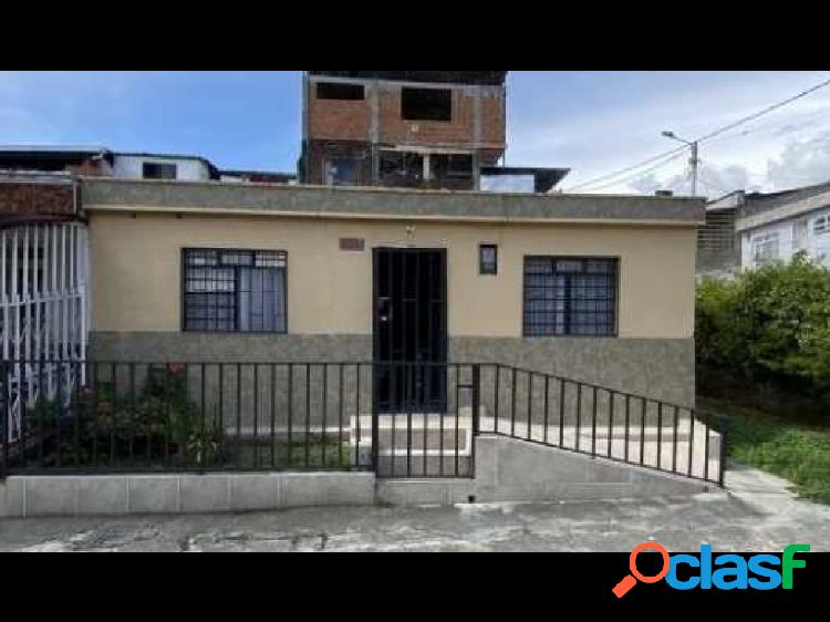 VENTA CASA EN EL BARRIO EL RECREO AL OCCIDENTE ARMENIA