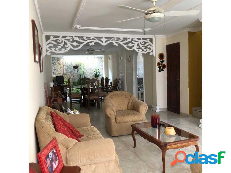 VENTA DE HERMOSA CASA EN LA CASTELLANA DE MONTERIA