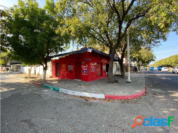 Vendo esquinazo comercial en Santa Marta