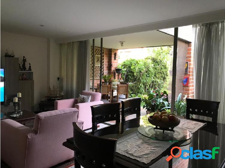 Venta casa Medellín El Poblado La Calera