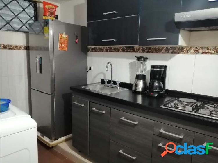 Venta de Apartamento Los Guaduales, Norte de Cali, 2442 A.