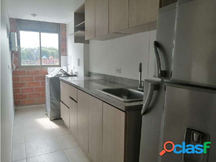 se arrienda apartamento en rodeo alto