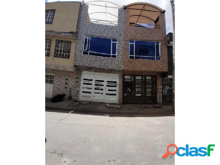 Casa Tres pisos Rentable en venta Bogota Bosa laureles