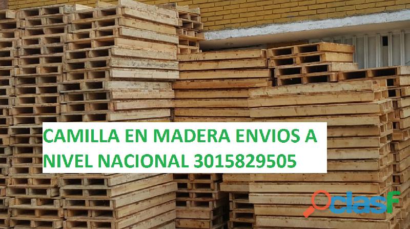 camilla en madera.