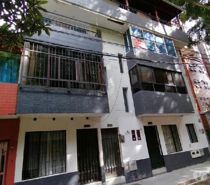 Vendo apartamento en San Joaquín Segundo piso 101 M2