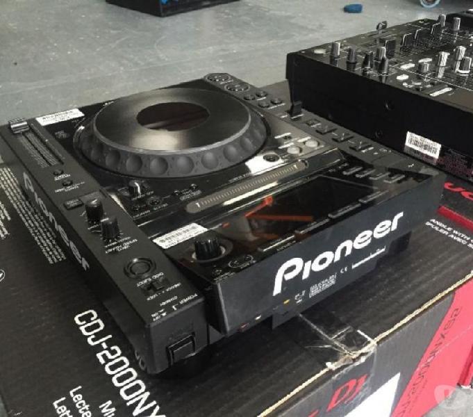 Pioneer DJ 2x Pioneer Cdj-2000Nxs2 y Djm-900Nxs2
