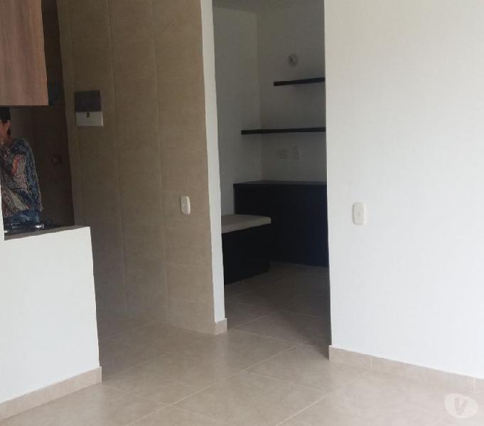 bello apto 3 habitaciones con piscinas en conjunto